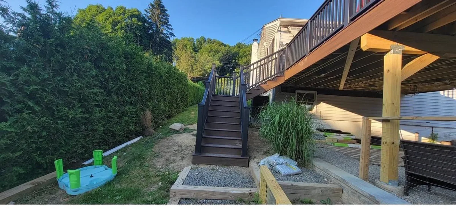 Finished under-deck outdoor retreat