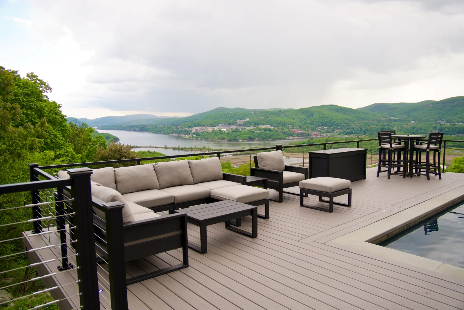 Sectional lounge with Hudson River and mountain panorama in Garrison, NY